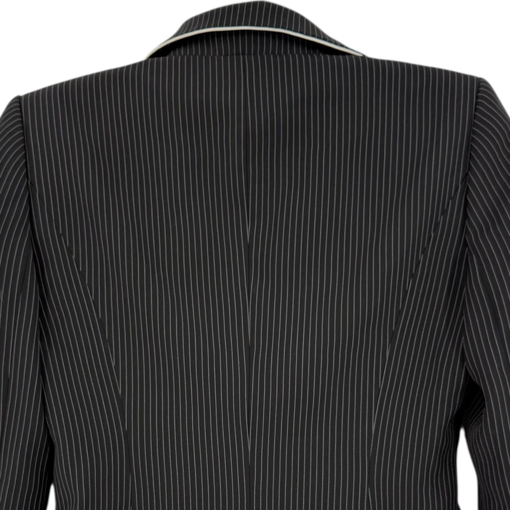 Tahari Women's Long Sleeve Full Lined  Pinstripe Black Blazer Jacket Size 6P - Picture 4 of 10
